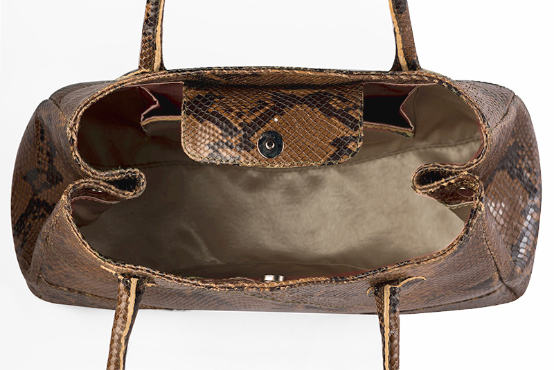 Chocolate brown women's dress handbag, matching pumps and belts. Rear view - Florence KOOIJMAN